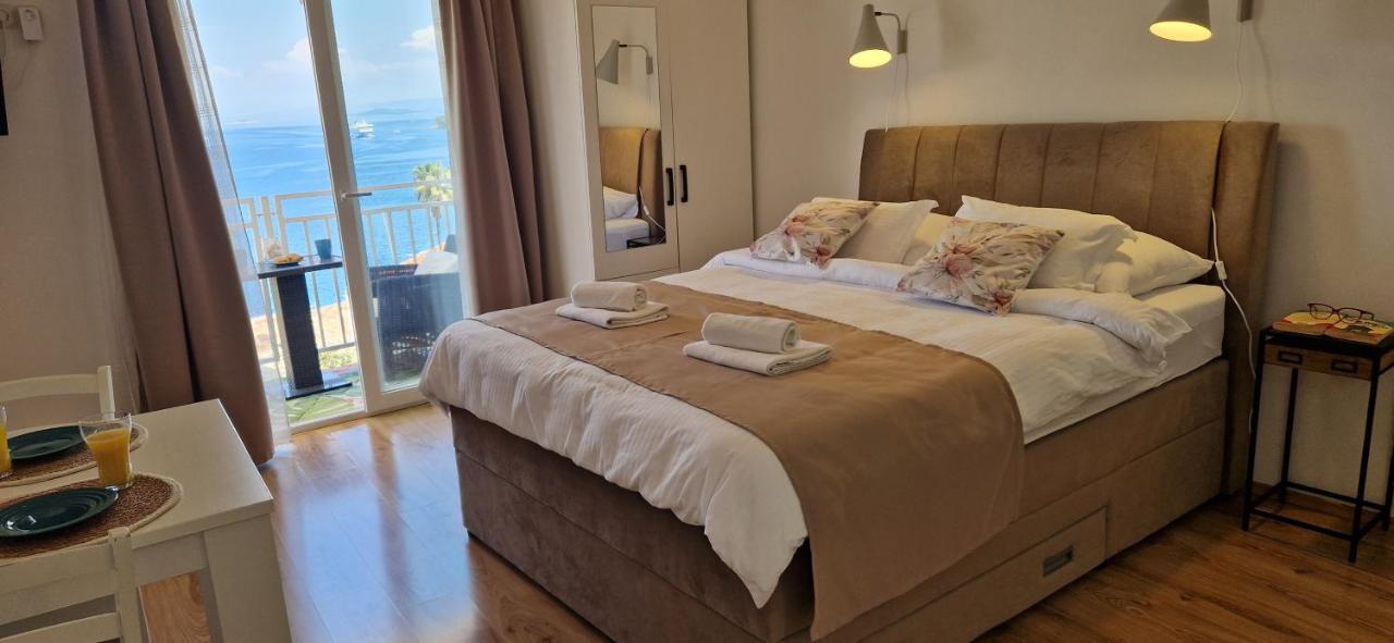 Apartmani Luan Вис Екстериор снимка
