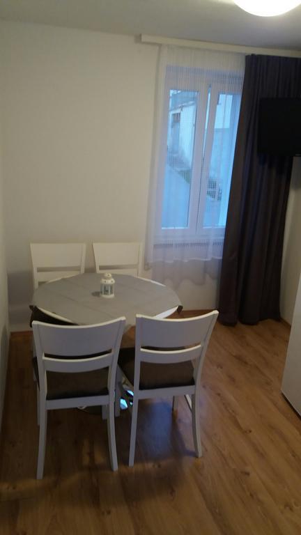 Apartmani Luan Вис Екстериор снимка